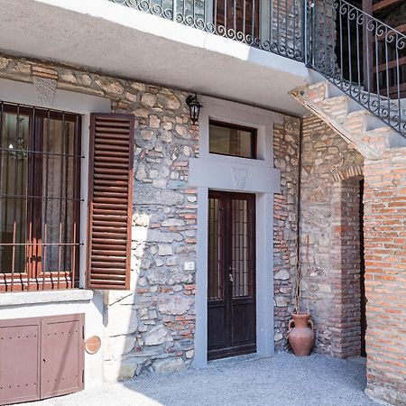 B&B La Corte And Home Restaurant - Free Parking - 10 Minutes To The Lake And Centre Tavernerio Exterior photo