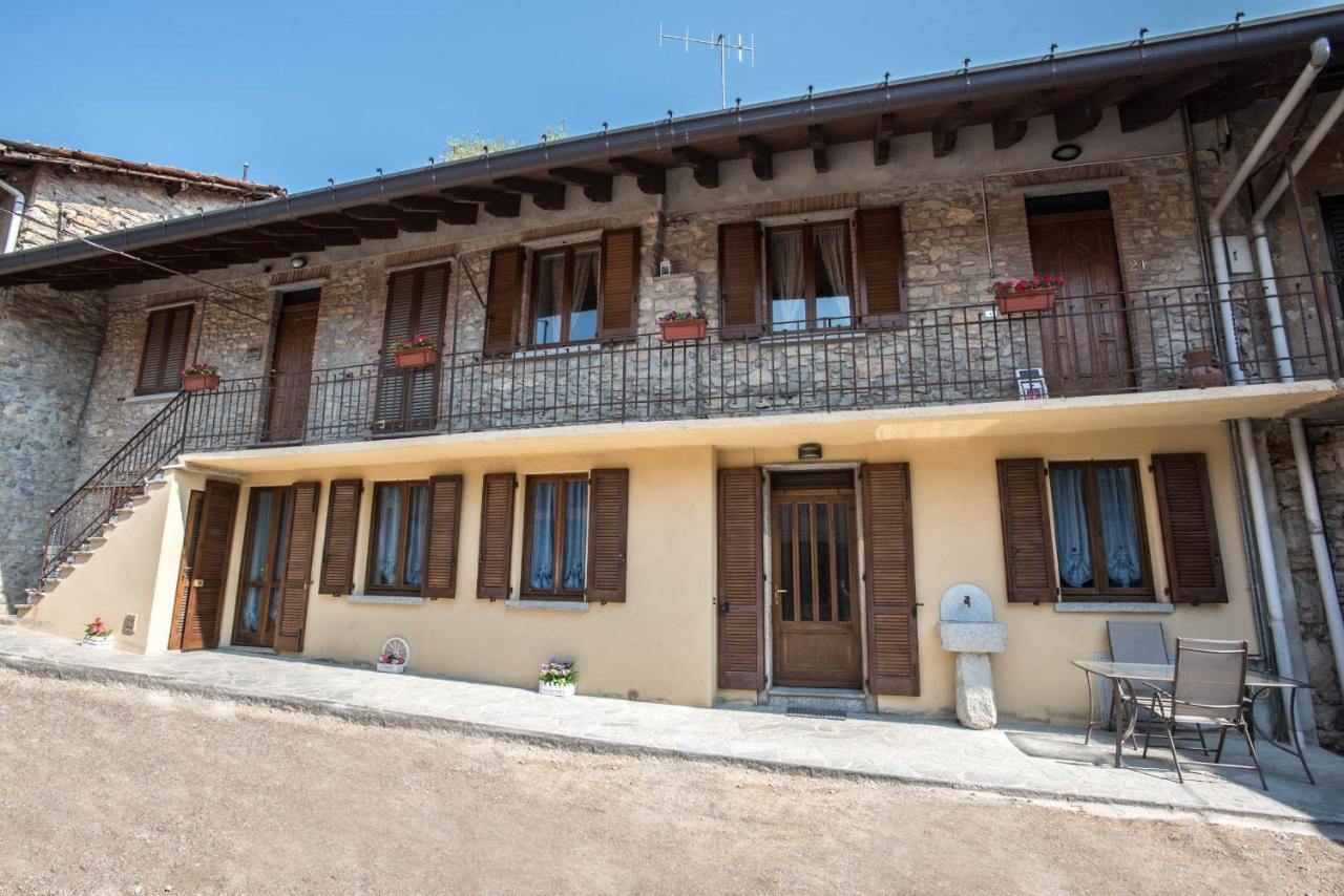 B&B La Corte And Home Restaurant - Free Parking - 10 Minutes To The Lake And Centre Tavernerio Exterior photo