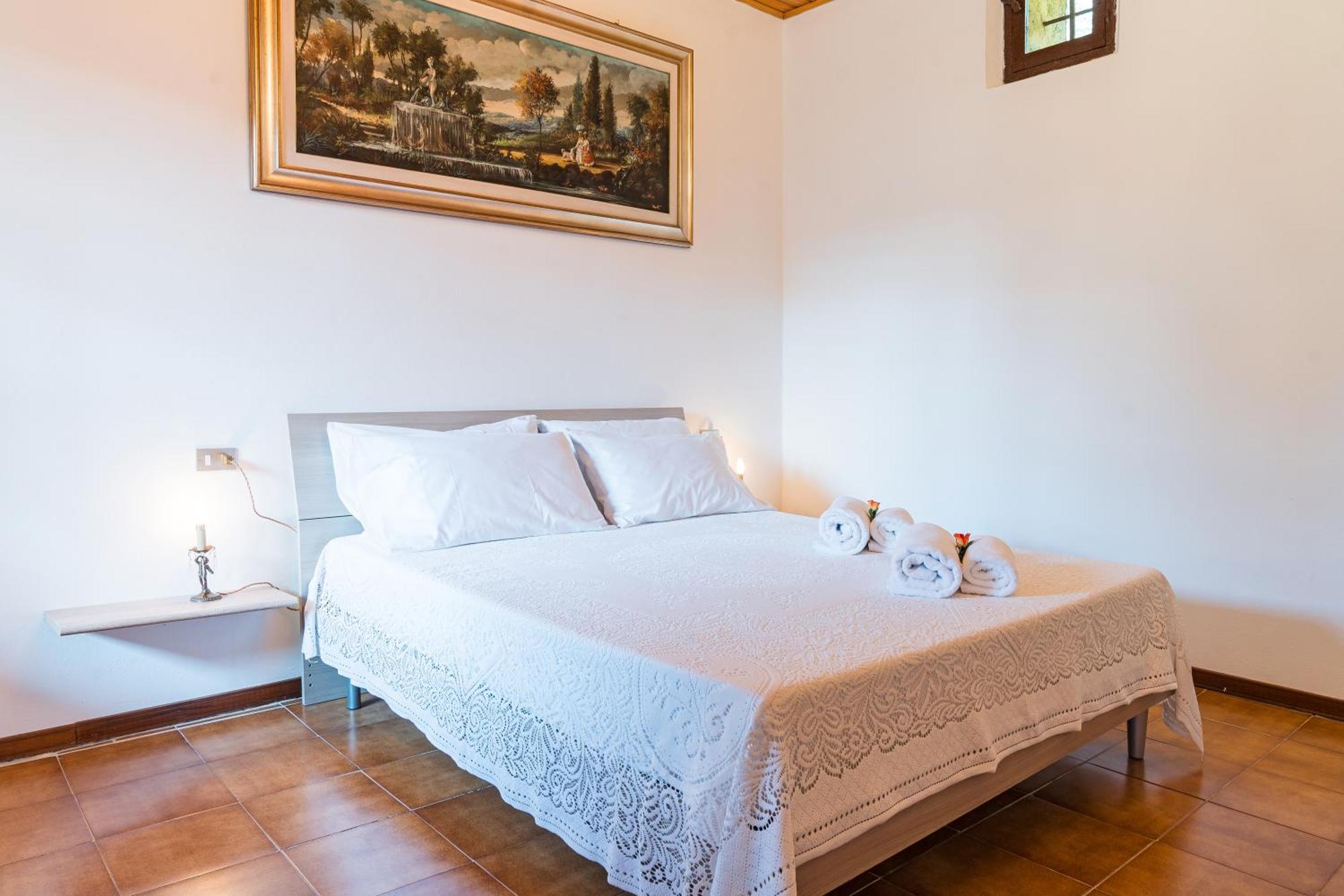 B&B La Corte And Home Restaurant - Free Parking - 10 Minutes To The Lake And Centre Tavernerio Exterior photo